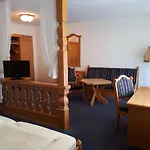 - Spessarttor & Bergwiesen - Mit Balkon Hotel 3*