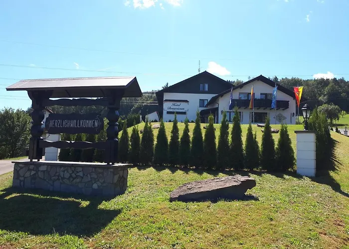 - Spessarttor & Bergwiesen - Mit Balkon 3* Lohr